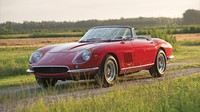 Ferrari 275 GTB/4 NART Spyder tahun 1967. Mobil termahal kedua adalah sebuah Ferrari dengan harga Rp 330 Miliar.  Ferrari ini dilelang oleh RM Auctions di bulan Agustus 2013 di California Amerika. (dok. CNN)