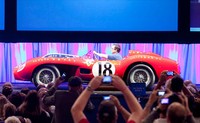 Ferrari 250 Testa Rossa Prototype Tahun 1957. Di urutan ketiga ada mobil Ferrari lagi yang berhasil terlelang dengan harga tinggi oleh rumah lelang Gooding & Company di California pada bulan Agustus 2011 dengan harga Rp 198 miliar. (dok. CNN)