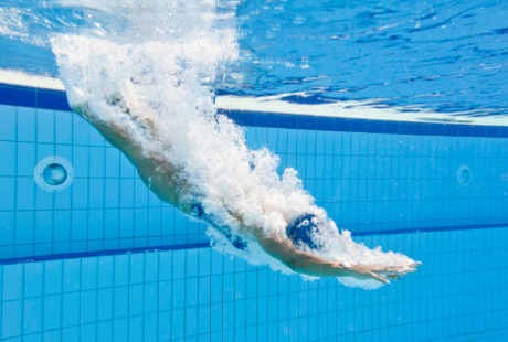 Mau Berenang? Perut Jangan Kosong, Agar Optimal Isi dengan Asupan Ini