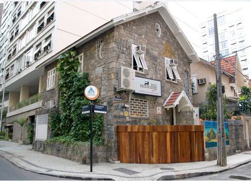 6 Hotel Murah Dekat Pantai Seksi Copacabana