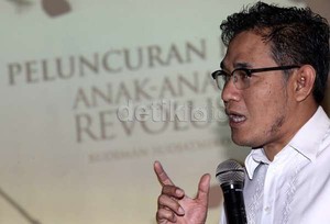 Fadli Zon Sebut Revolusi Mental Mirip Komunis, PDIP: Dia Terlalu Fasis!