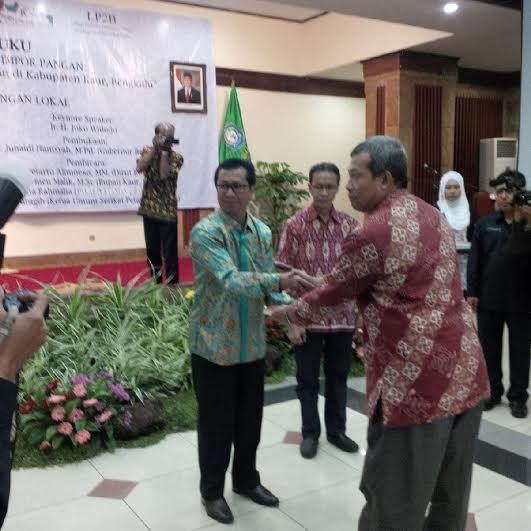 Bupati Ini Ibaratkan Impor Pangan Sebagai Monster