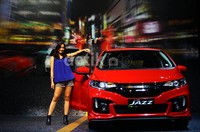 All New Honda Jazz masih mengusung mesin 1,5L SOHC i-VTEC 4 silinder.