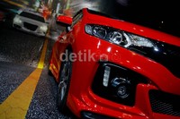 Honda Jazz model terbaru ini memiliki konsep desain eksterior yang dirancang berdasarkan konsep 'Crossfade Monoform Exterior'.