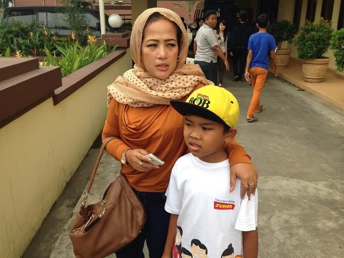 Polisi Pertemukan Sarjono dan Ibu Tirinya Kasniah di Polsek Pademangan