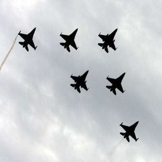 F-16 Milik RI Kalah dari Singapura, Pemerintah Harus Bikin Jet Tempur Sendiri