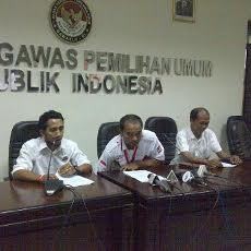 Tim Jokowi-JK Laporkan Surat Cinta Prabowo ke Bawaslu