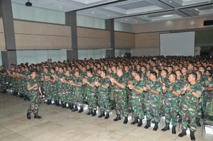 Makan Siang Bersama Prajurit Kostrad, KSAD Pesan Jaga Netralitas