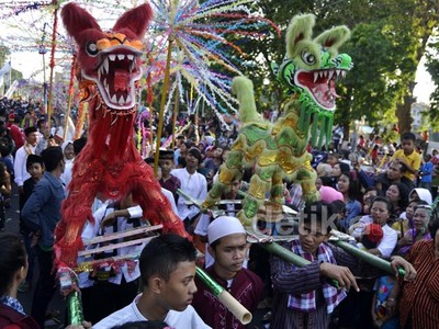 Serunya Karnaval Dugderan di Semarang