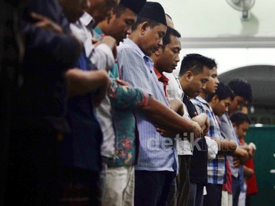 Warga Muhammadiyah Salat Tarawih Malam Ini