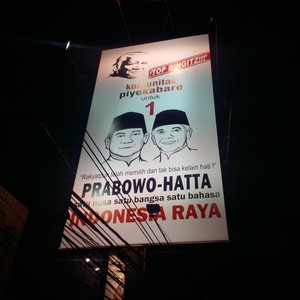 Prabowo-Hatta dan Jokowi-JK Berebut Citra Soeharto