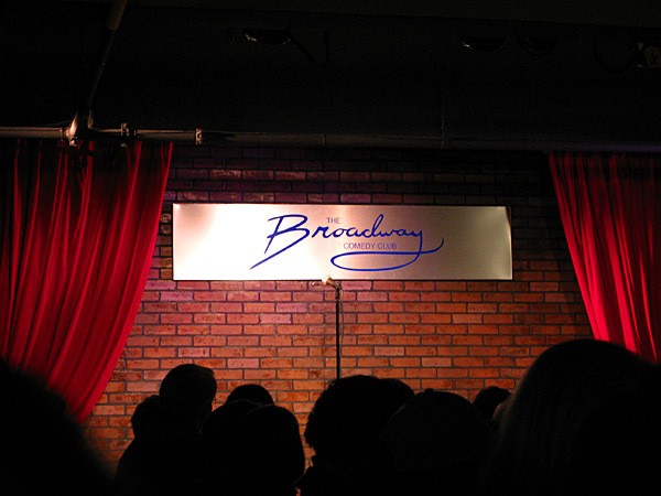 Aksi Gokil Stand Up Comedy Paling Kocak di New York