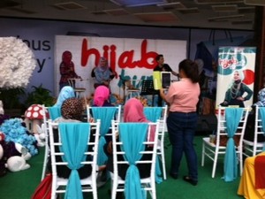 Hari Terakhir Roadshow Hijab Hunt 2014 di TSM Bandung, Yuk Daftar!