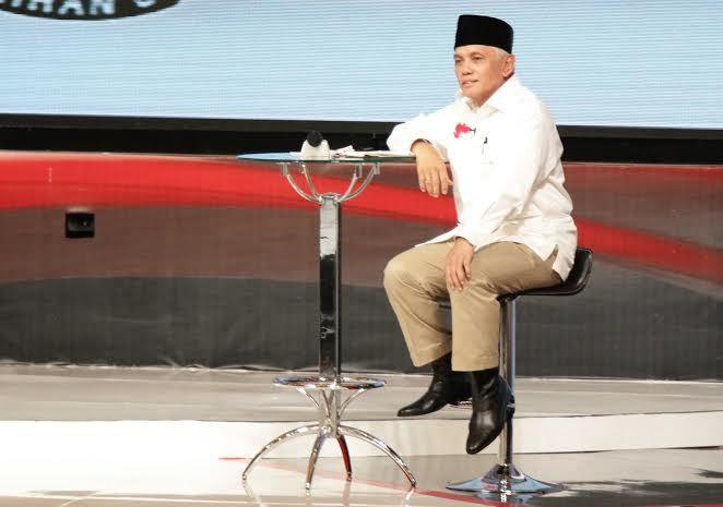 Hatta Janjikan Dana Tambahan Rp 10 T untuk Riset