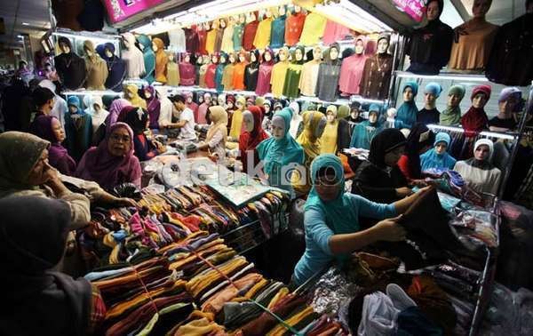 Bulan Puasa, Penjualan Pakaian Melonjak 300%