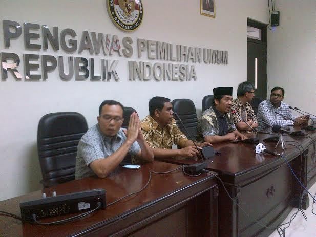 Ayo Laporkan Kecurangan Pemilu via Sosmed ke Dekrit Rakyat