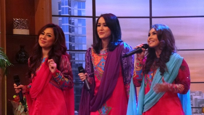 Putuskan Bermusik, Personel Queena Setia Bawa Anak