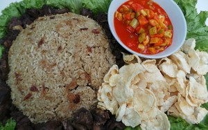 Nasi Kebuli China Arab Peranakan: Harum Semerbak Nasi Berempah yang Empuk Lezat