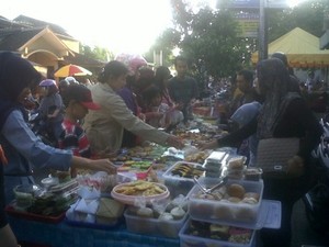 Ngabuburit Makanan Tradisional Yogya di Pasar Sore Jogja Tempoe Doeloe