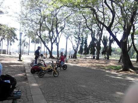 PKL Clear, Motor Trail Mini Masih Bebas Berkeliaran di Monas