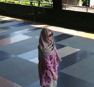 Jenguk Akil, Ratu Rita Tolak Komentar Soal Vonis Penjara Seumur Hidup