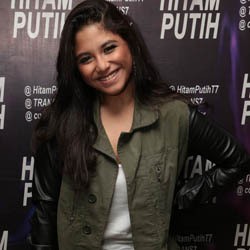 Beranjak Remaja, Anak Ruth Sahanaya Siap Ikuti Jejak Menjadi Penyanyi
