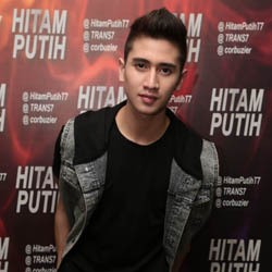 Verrell Bramasta Diam-diam Pertemukan Lagi Orangtuanya