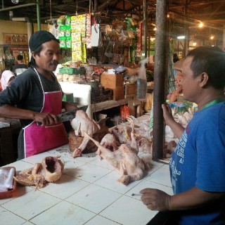 Penyebab Inflasi Juni, dari Daging Ayam Sampai Tarif Kontrak Rumah