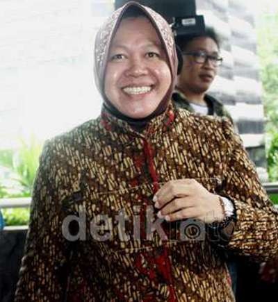 Risma Hadiri Peresmian Patung Suroboyo di Busan