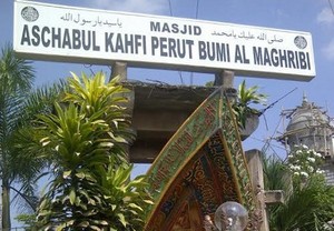 Uniknya Ponpes Perut Bumi di Tuban