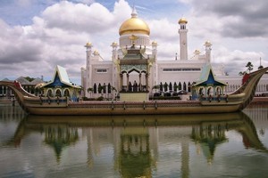Masjid Kubah Emas di Brunei, Lebih Dahsyat!