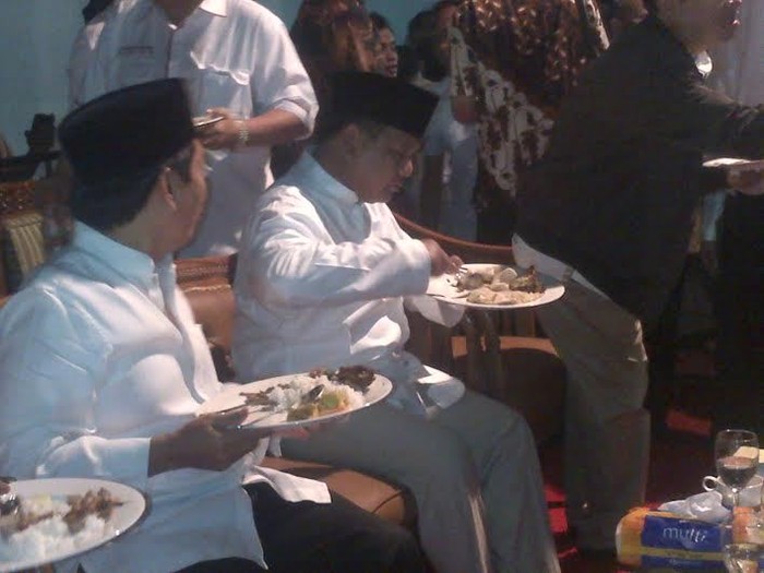 Prabowo Sahur Bersama Warga di Purwokerto
