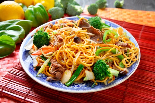 Mau Masak Cepat Saat Sahur? Stok Saja Bahan Makanan Kering Ini!