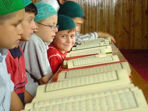 Otak Anak Akan Lebih Cerdas Diperdengarkan Alquran daripada Musik