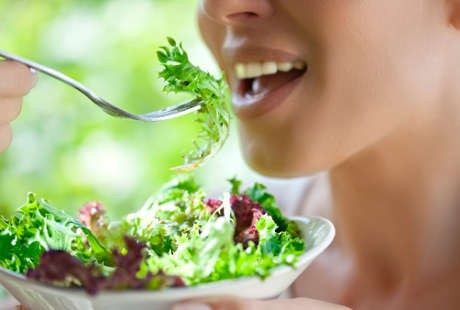 Volume Sayur Lebih Besar dari Nasi, Kunci Diet Selama Puasa