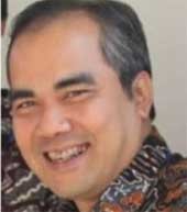 Desentralisasi: Memandirikan dan Mensetarakan Daerah