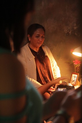 Dewi Irawan Sempat Dikira TKW Hong Kong