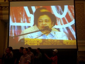 Mega Instruksikan Relawan Jokowi-JK Begadang Awasi Kecurangan