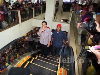 Jokowi Bikin Geger Pengunjung Mall di Depok