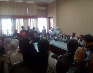 Anak TNI Gampang Masuk Sekolah, Guru di Bandung Ngadu ke Dewan