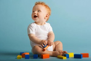 Bantu Tumbuh Kembang Si Kecil Lewat Mainan yang Tepat