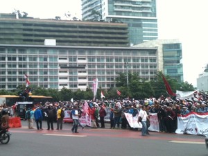 Mahasiswa dari Berbagai Kampus Gelar Aksi di HI Dukung Prabowo-Hatta