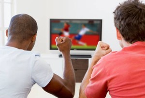 Mau Begadang Nonton Bola di Bulan Ramadan? Ini yang Harus Diperhatikan