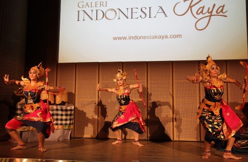 LKB Saraswati Tampilkan Drama Tari Topeng