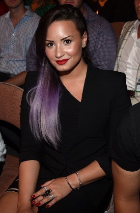 Duh! Twitter Pacar Dibajak, Foto Intim Demi Lovato Tersebar Lagi