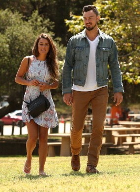 Setahun Pasca Kematian Cory Monteith, Lea Michele Glee Punya Pacar Baru?