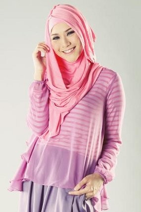 Zaskia Mecca Celeb of The Month Juli 2014