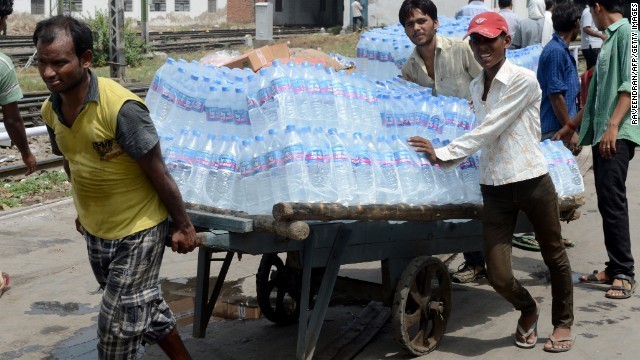 Begini Sulitnya Dapat Air Bersih di India