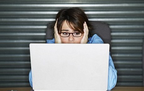 Ada Program Jahat di Balik Iklan Kampanye Hitam Capres