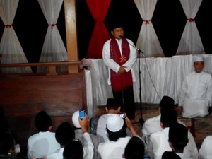 Buka Puasa Bersama Warga Hambalang, Prabowo: 1 Detik di TPS Menentukan